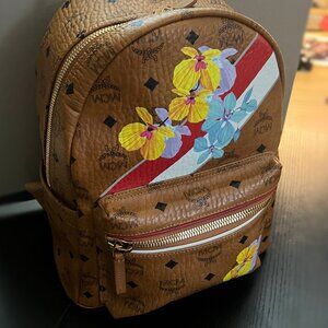 MCM Small Stark Floral Backpack Brown Visetos – Authentic